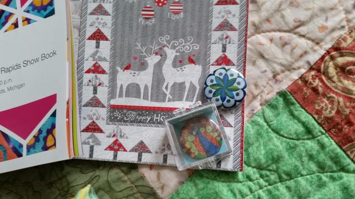 Quilt dots needle nanny and magnet on the AQS cataloge